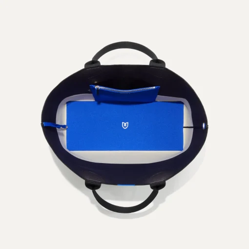 The Lightweight Mega Tote