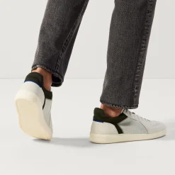 The Rs01 Sneaker