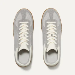 The Rs01 Sneaker