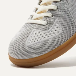 The Rs01 Sneaker