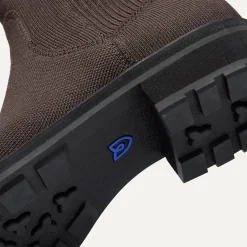 The Tall Lug Boot