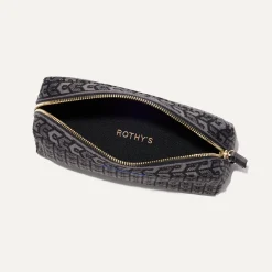 The Universal Pouch