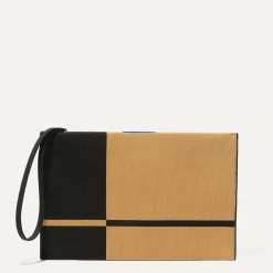 The Wristlet
