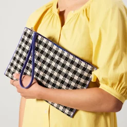 The Wristlet