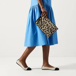 The Wristlet
