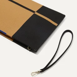 The Wristlet