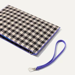 The Wristlet